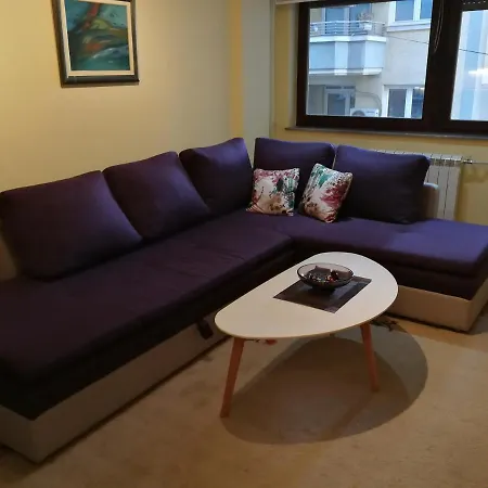 Golden Eye Apartment